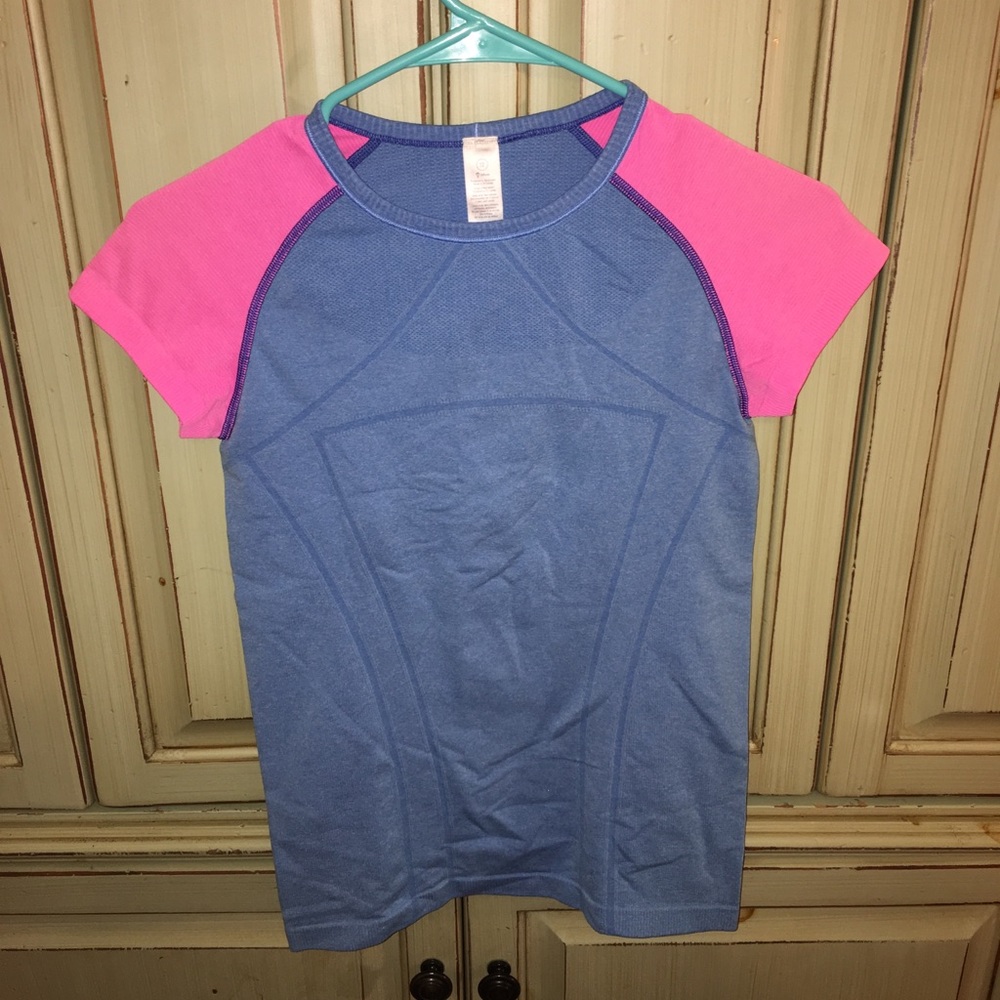 Ivivva pink and blue tight short sleeve shirt